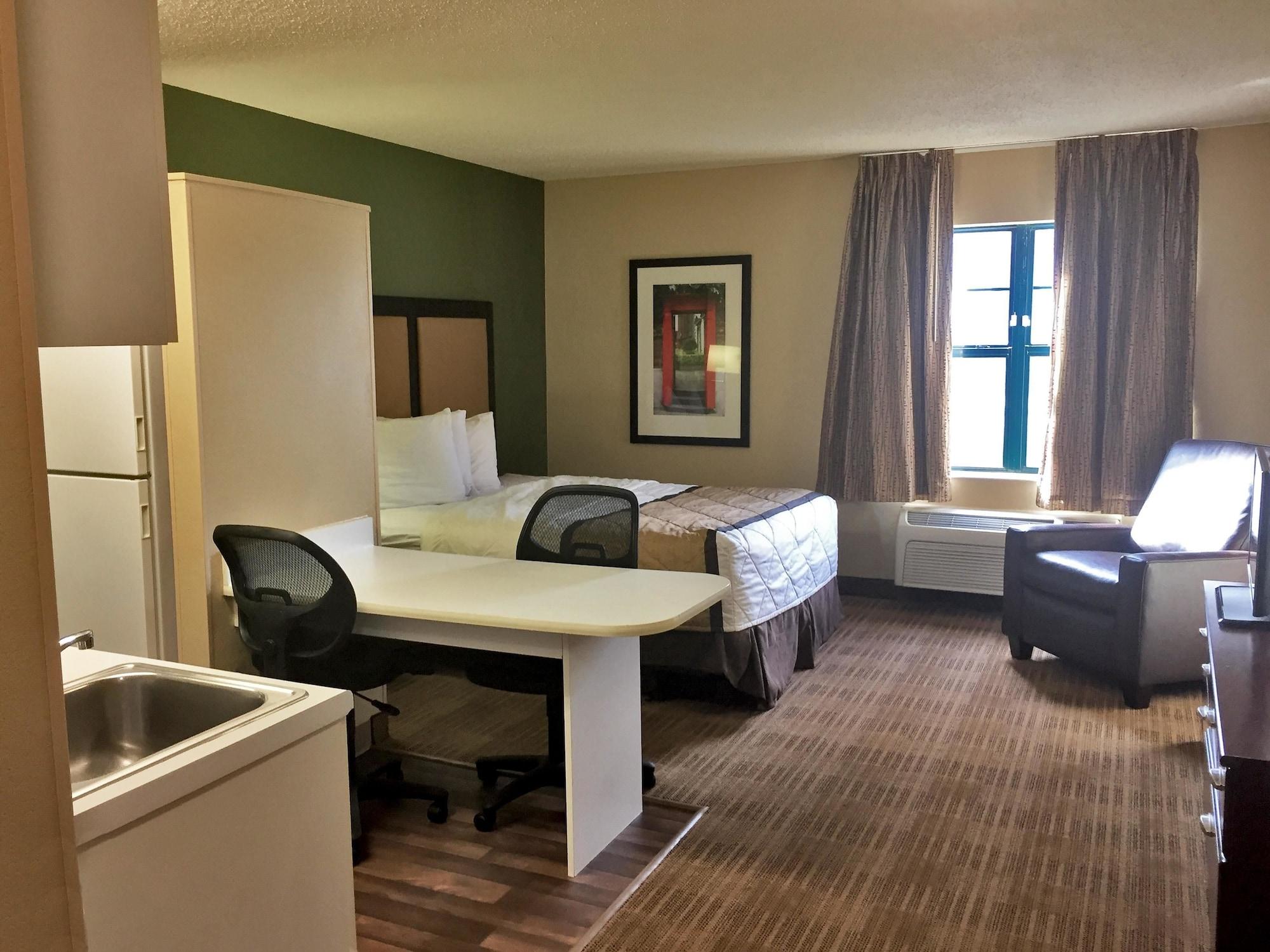 Extended Stay America Suites - Detroit - Madison Heights Esterno foto